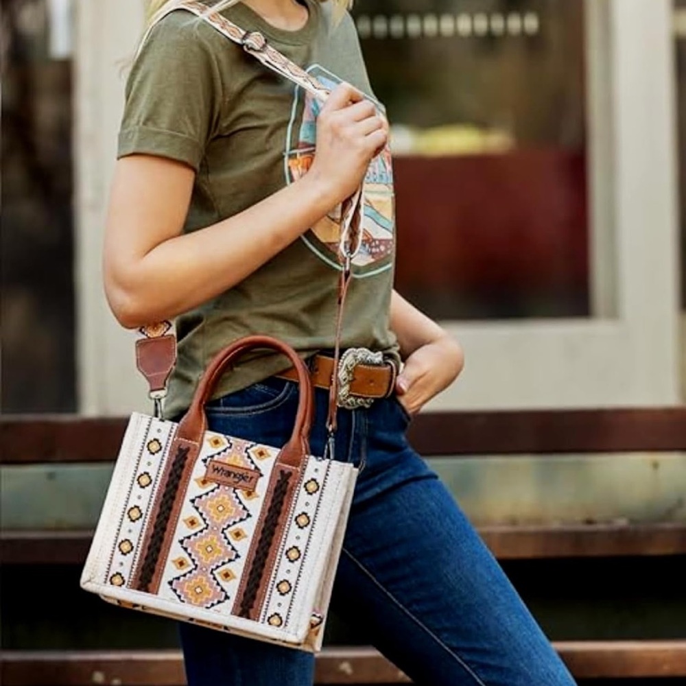 Wrangler Geometric Brown and Cream Tote - Picture 4 of 5